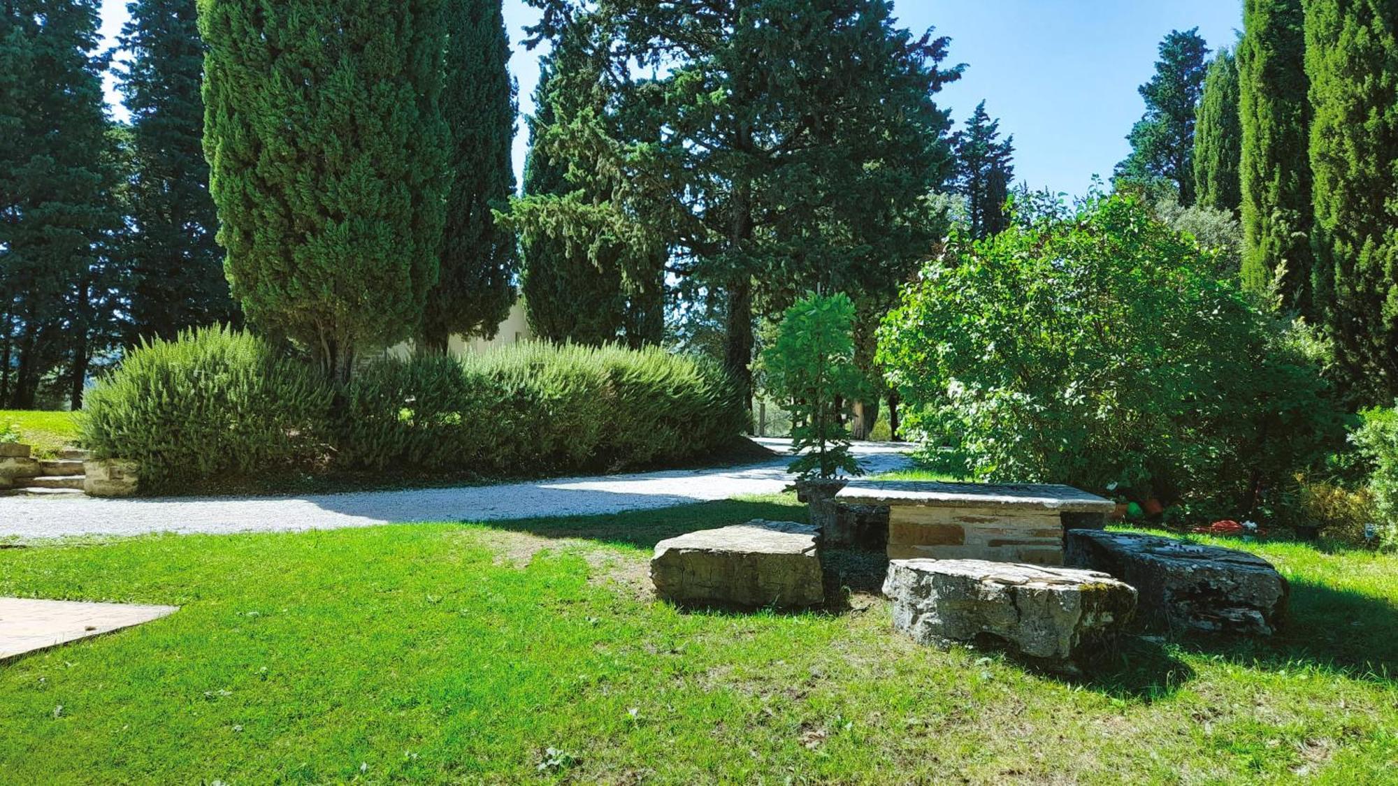 فيلا Antica Residenza Montereano غوبيو المظهر الخارجي الصورة