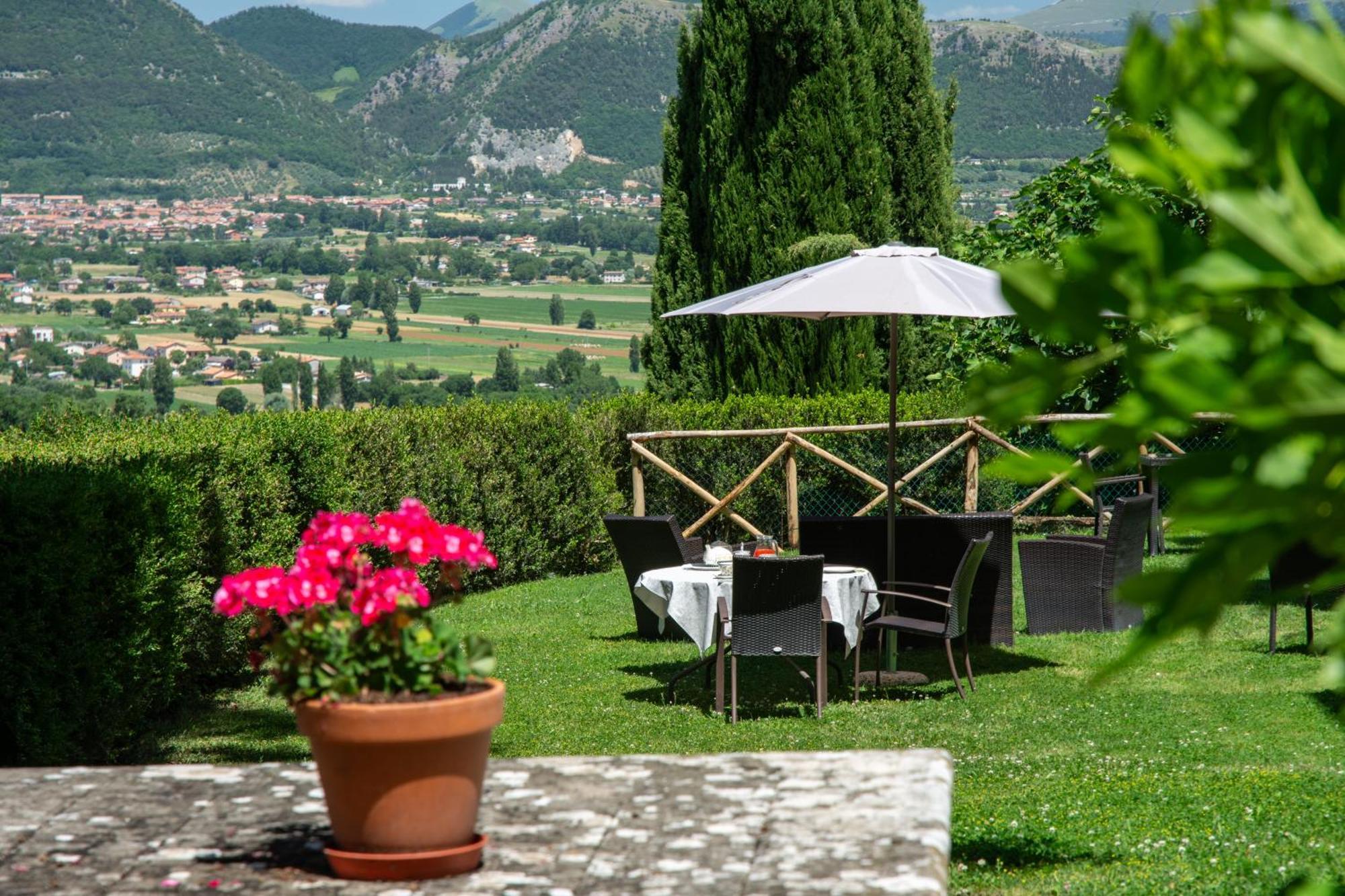 فيلا Antica Residenza Montereano غوبيو المظهر الخارجي الصورة